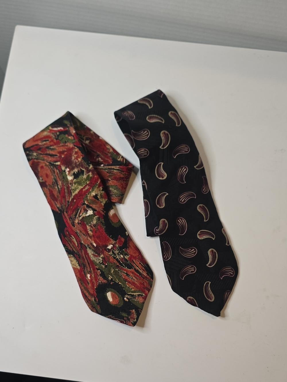 Vintage Zylos George Machado silk tie Bundle